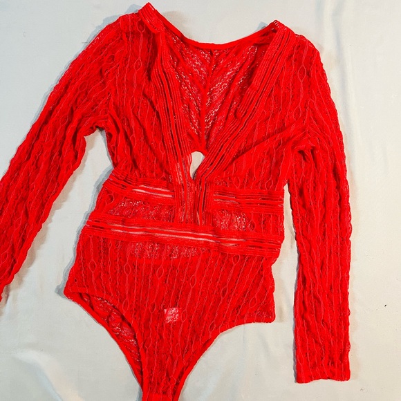 Bodysuit - never worn before - Picture 3 of 3